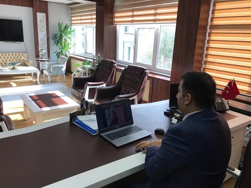Torbalı Kaymakamı Ercan ÖTER Pancar Muzaffer Hanım İlkokulu Tarafından Düzenlenen Online Karne Törenine Katıldı