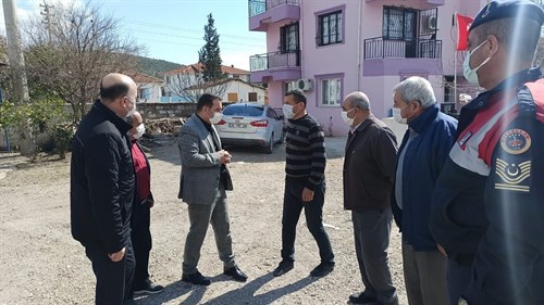 Torbalı Kaymakamı Ercan ÖTER, Şehit Çağatay Necati DİNÇ’in Ailesini ve Merhum Kıbrıs Gazisi Mehmet KARACA’nın Ailesini Ziyaret Etti