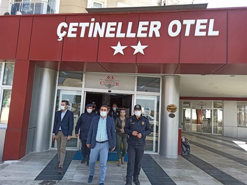 Torbalı Kaymakamı Ercan ÖTER İlçemizde Faaliyet Gösteren Otellerde Alınan Koronavirüs Tedbirlerini Denetledi